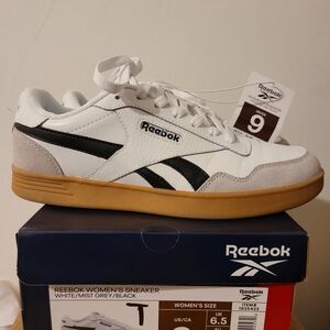 Reebok White and Black Sneakers with Tan Sole